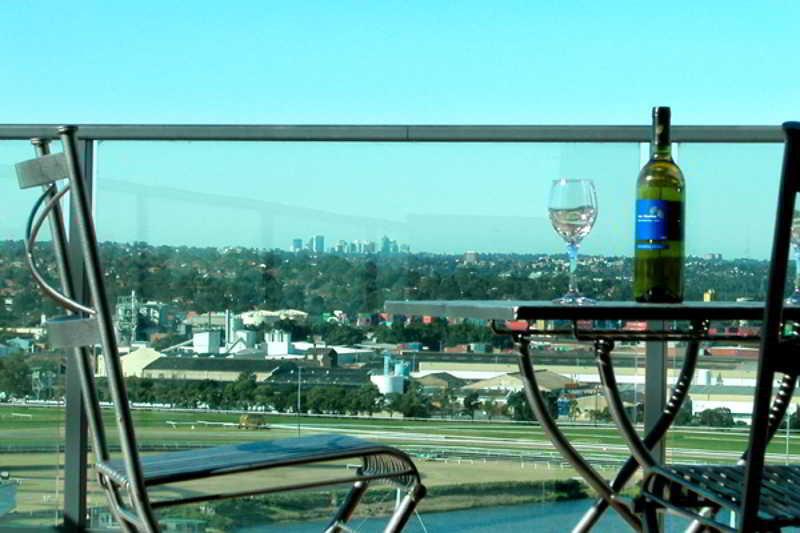 Aparthotel Nesuto Parramatta Sydney Esterno foto